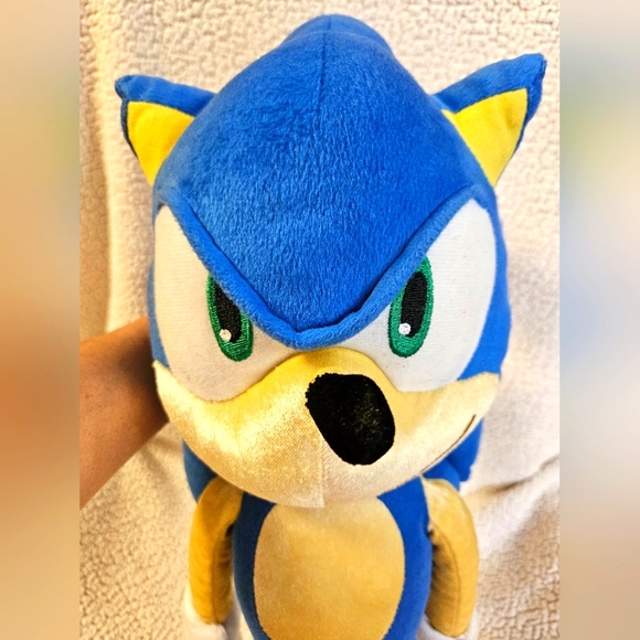 Sonic, The Hedgehog Plush Stuffed Toy The Iconic Sega Video Game/Movie. - Picture 5 of 10